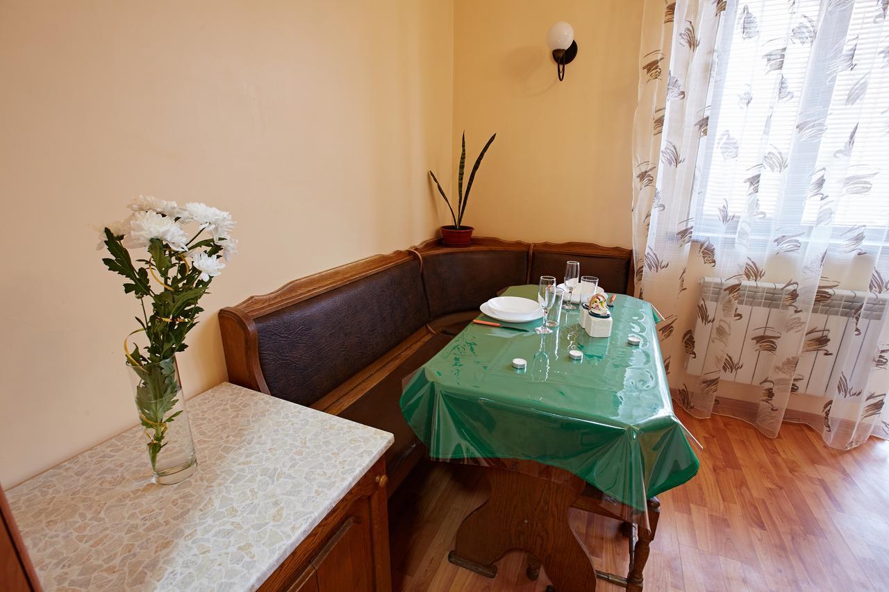 Babylon Apartmens On Zhukova Apartment Rivne Bilik gambar